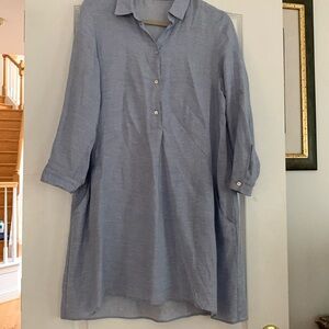 Light blue linen dress tunic Zara basic size M pockets.  Long sleeve with ties.